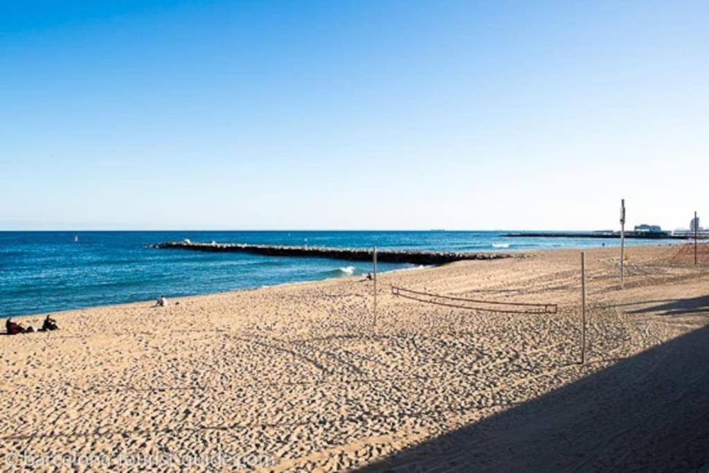 Renovado Con Patio Appartamento Barcellona