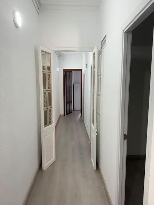 Renovado Con Patio Appartamento